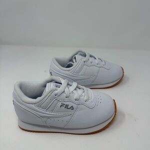 NWOT Fila Machu Toddler Unisex Sneakers-size 10 (GROXZL)